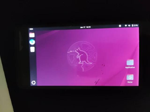 Xiaomi mido showing GNOME desktop